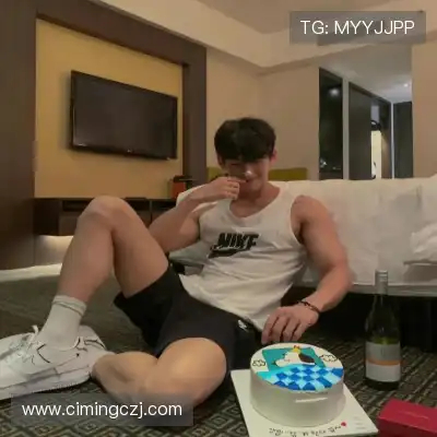 潘珉万